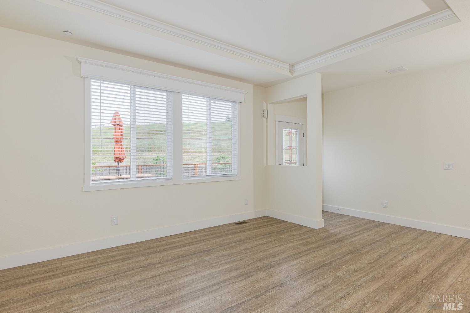 Detail Gallery Image 14 of 33 For 391 King Rd, Petaluma,  CA 94952 - 3 Beds | 2 Baths