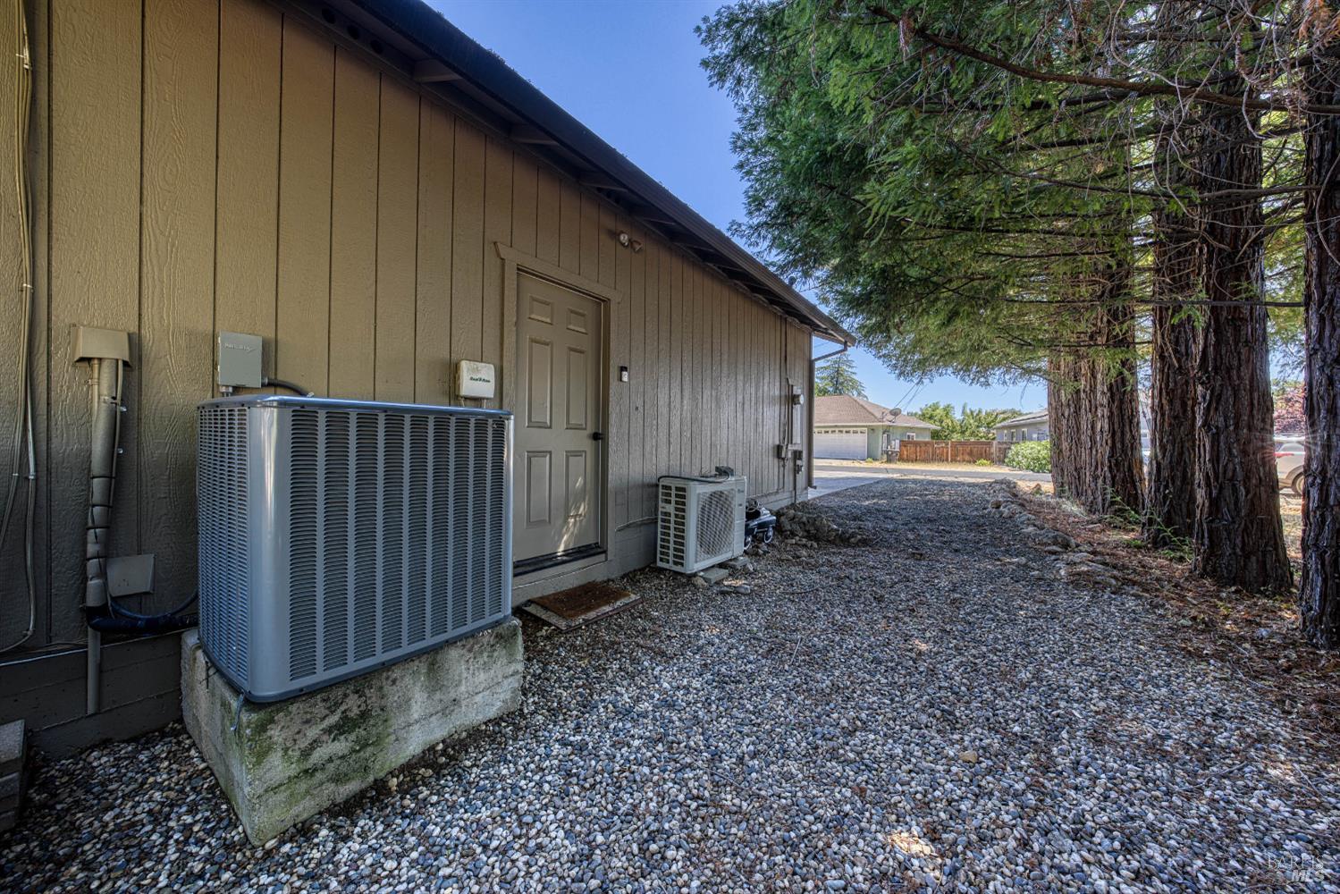 Detail Gallery Image 45 of 63 For 18164 Fishhook Ct, Hidden Valley Lake,  CA 95467 - 5 Beds | 3 Baths