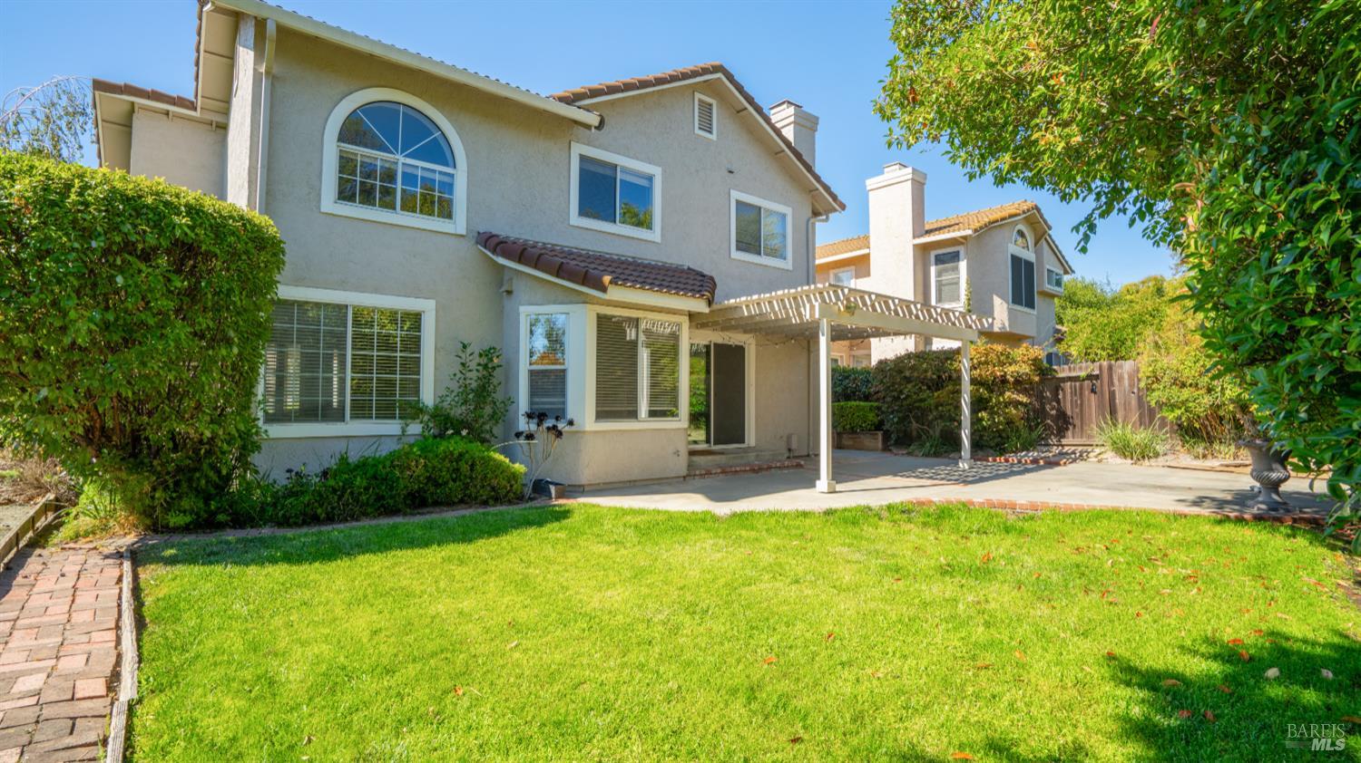 Detail Gallery Image 41 of 47 For 2474 Bay Hill Cir, Fairfield,  CA 94534 - 4 Beds | 2/1 Baths