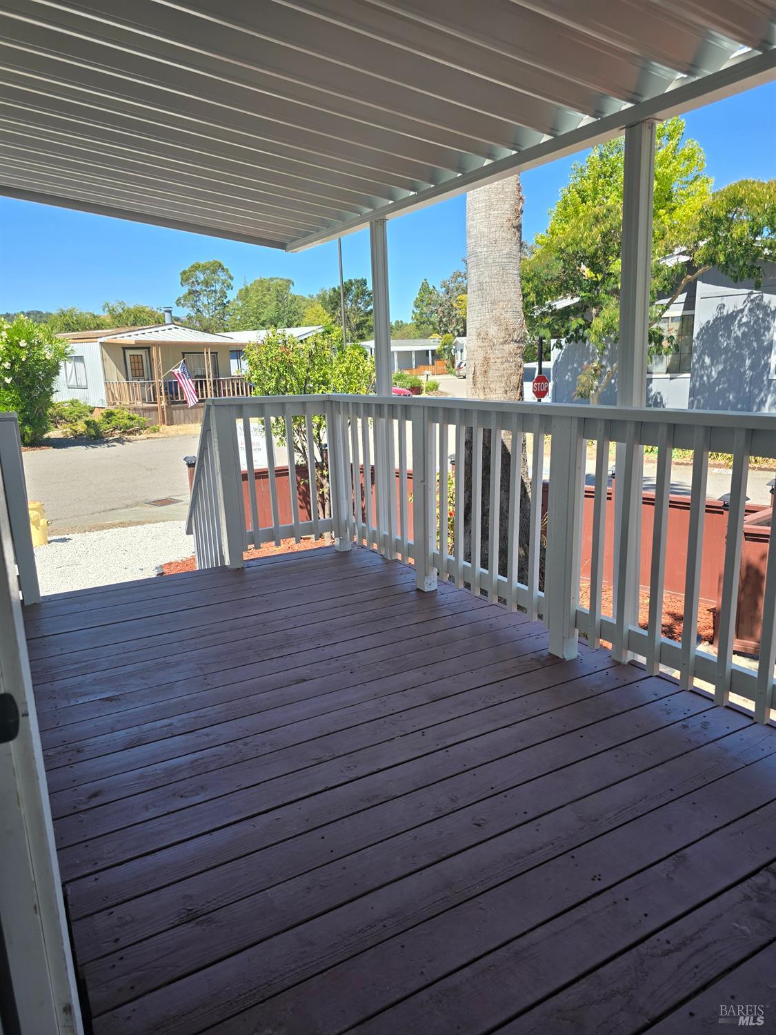 Detail Gallery Image 10 of 14 For 120 Bryce Canyon Rd, San Rafael,  CA 94903 - 3 Beds | 2 Baths