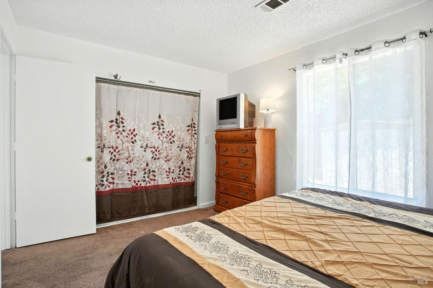 Detail Gallery Image 17 of 26 For 1843 Santa Monica St, Fairfield,  CA 94533 - 3 Beds | 2 Baths