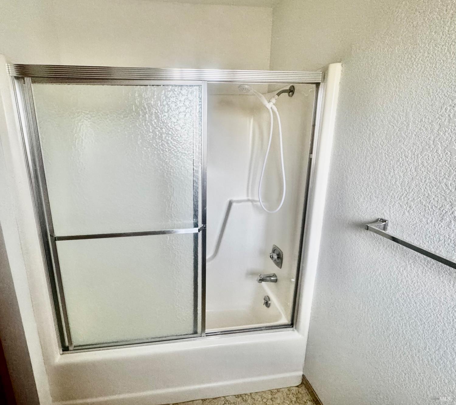 Detail Gallery Image 29 of 32 For 18175 Deer Hollow Rd, Hidden Valley Lake,  CA 95467 - 2 Beds | 2 Baths