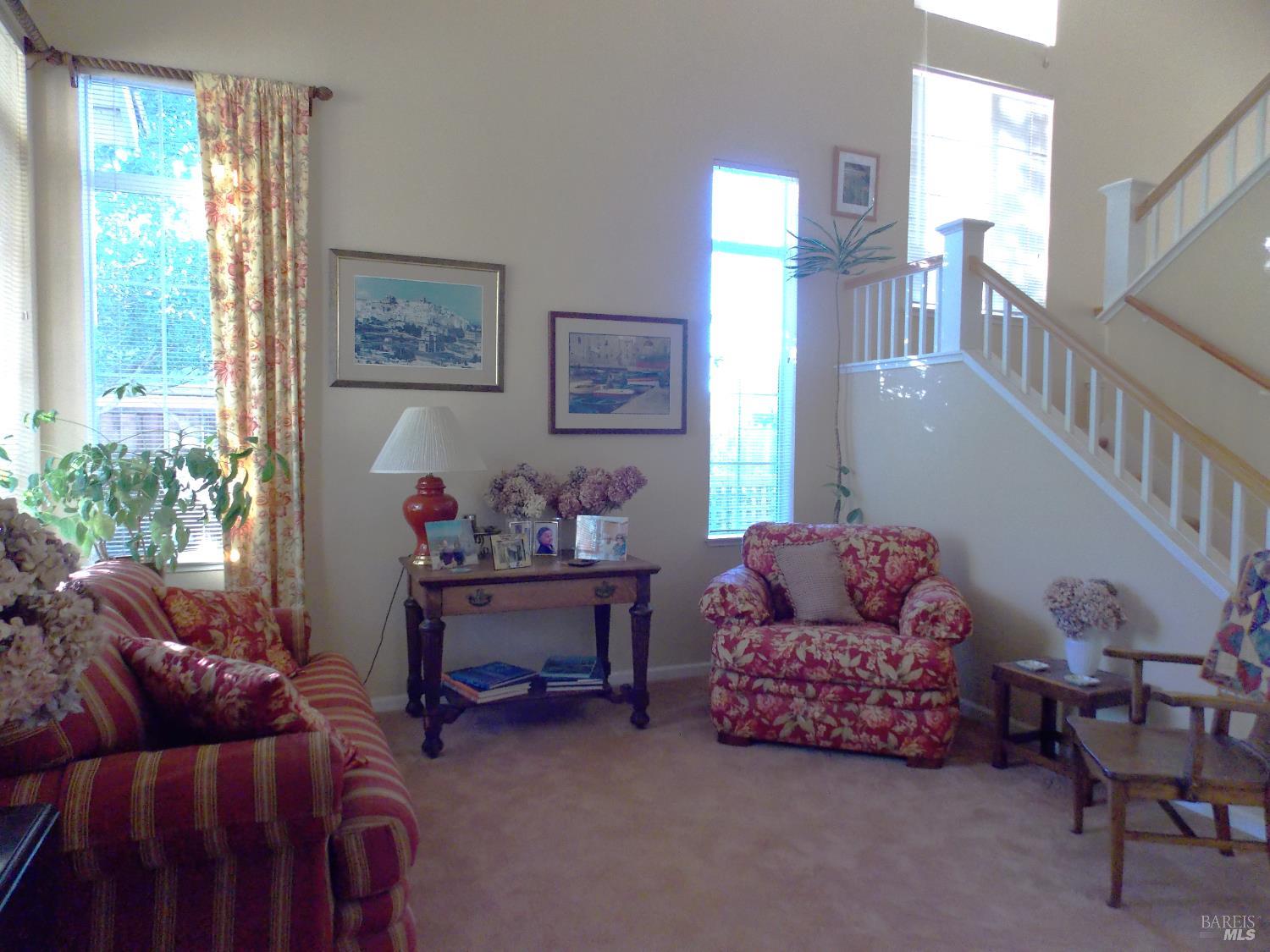 Detail Gallery Image 6 of 44 For 1349 Golf Course Dr, Windsor,  CA 95492 - 3 Beds | 2/1 Baths