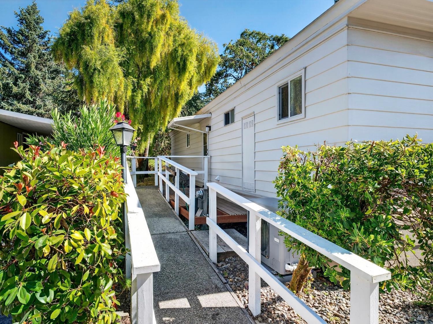 Detail Gallery Image 29 of 32 For 71 Oakcreek Ct, Santa Rosa,  CA 95409 - 2 Beds | 2 Baths