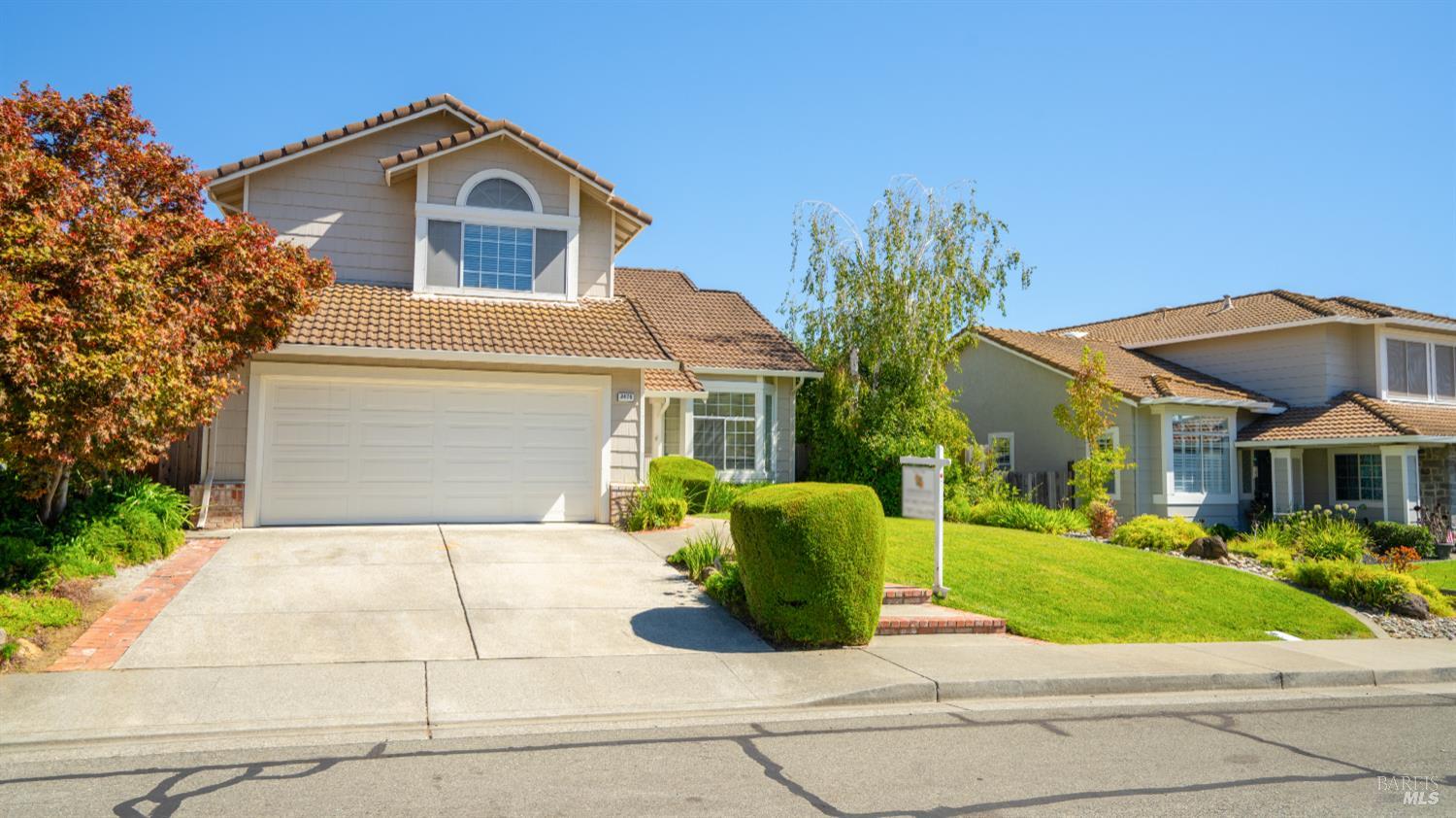 Detail Gallery Image 3 of 47 For 2474 Bay Hill Cir, Fairfield,  CA 94534 - 4 Beds | 2/1 Baths