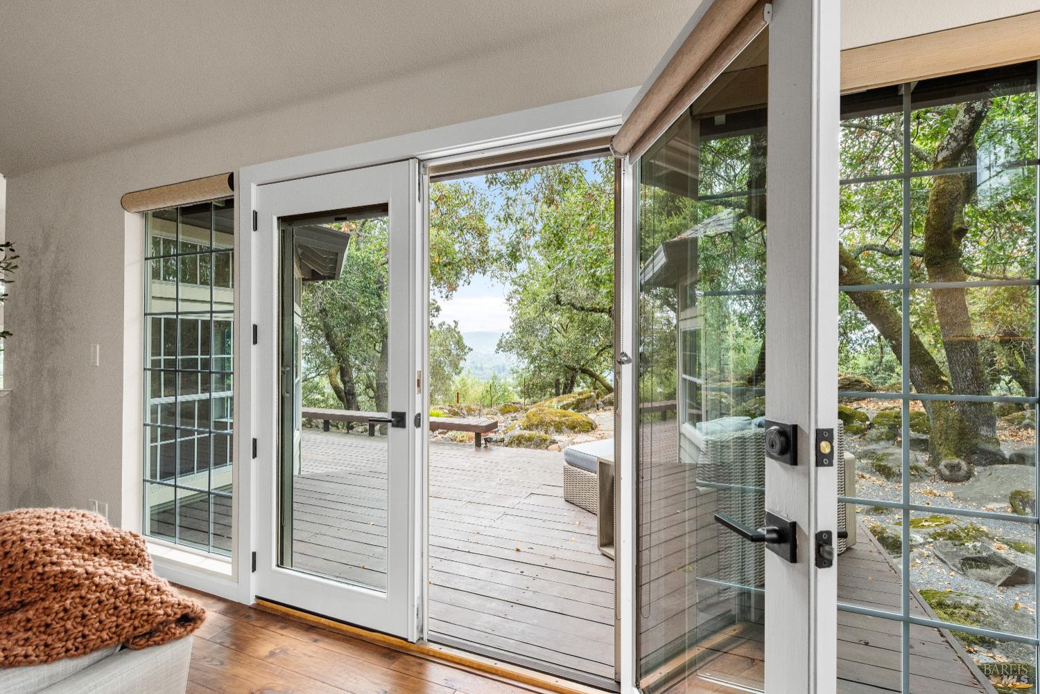 Detail Gallery Image 10 of 65 For 1846 Happy Valley Rd, Santa Rosa,  CA 95409 - 4 Beds | 3 Baths