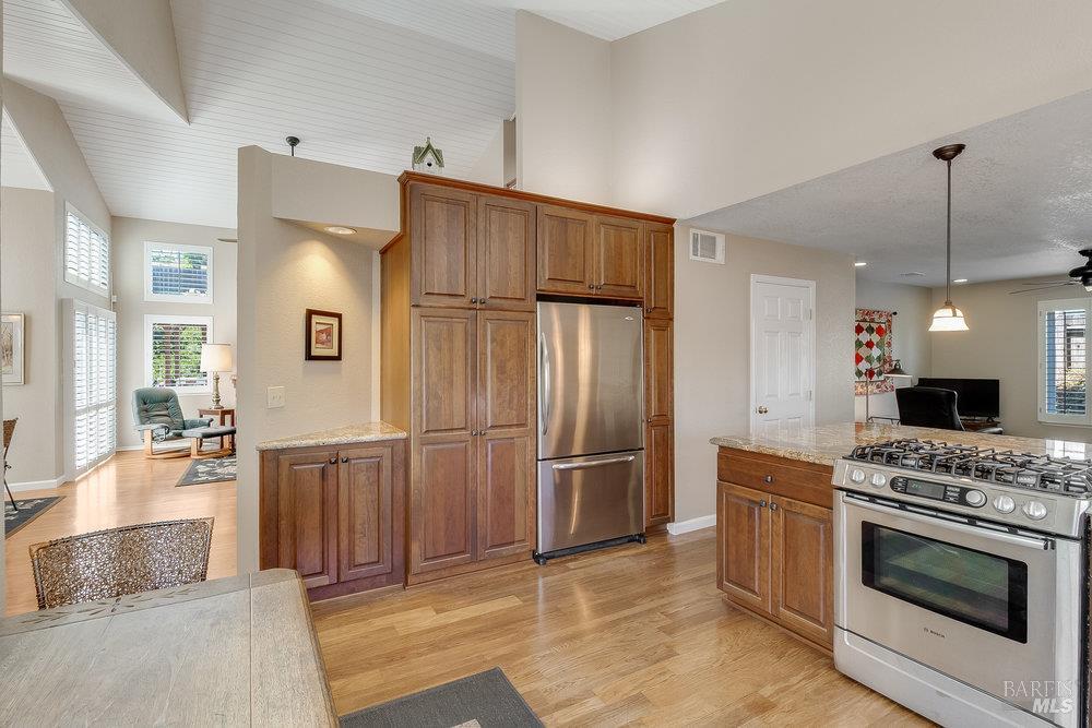 Detail Gallery Image 16 of 59 For 509 Solano Dr, Benicia,  CA 94510 - 3 Beds | 2 Baths