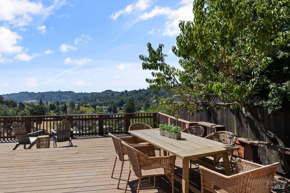 Detail Gallery Image 42 of 56 For 78 Windsor Ave, San Rafael,  CA 94901 - 4 Beds | 3 Baths