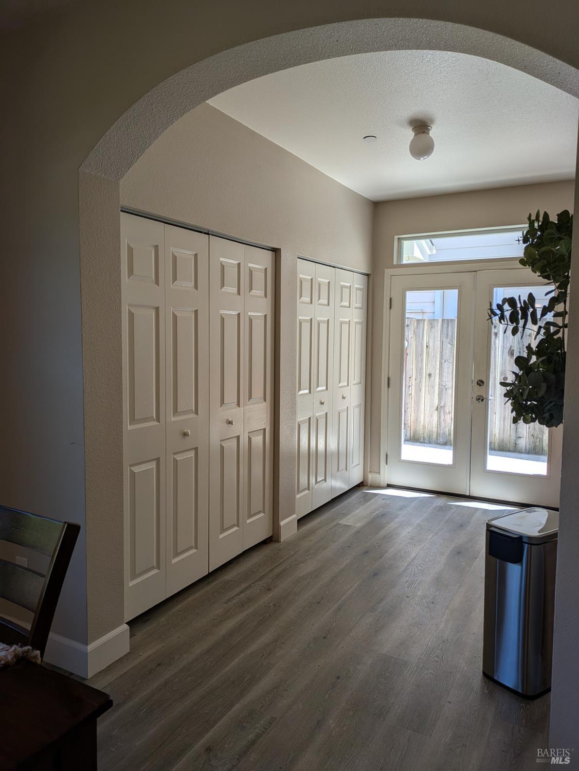Detail Gallery Image 5 of 18 For 14619 Jomark Ln, Occidental,  CA 95465 - 2 Beds | 2/1 Baths