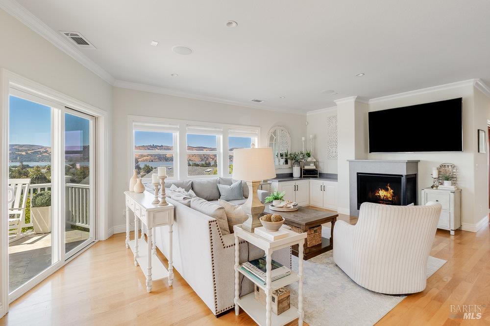 Detail Gallery Image 58 of 99 For 144 W N St, Benicia,  CA 94510 - 6 Beds | 4 Baths