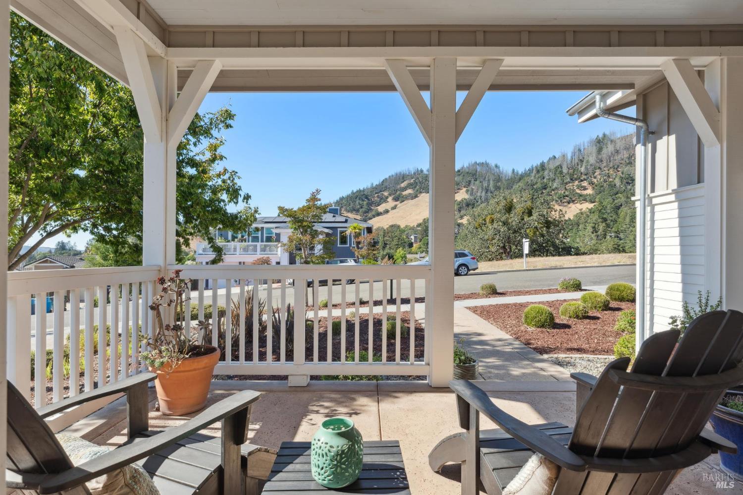 Detail Gallery Image 4 of 63 For 5980 Vista Rdgs, Santa Rosa,  CA 95409 - 5 Beds | 5 Baths