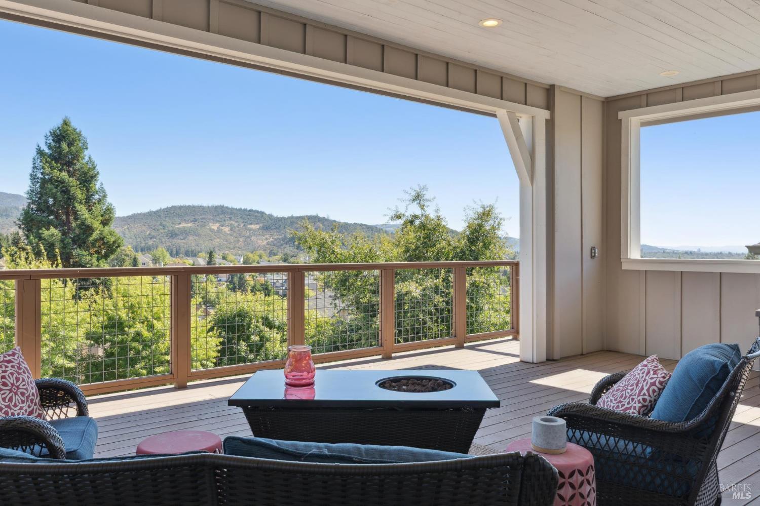 Detail Gallery Image 29 of 63 For 5980 Vista Rdgs, Santa Rosa,  CA 95409 - 5 Beds | 5 Baths