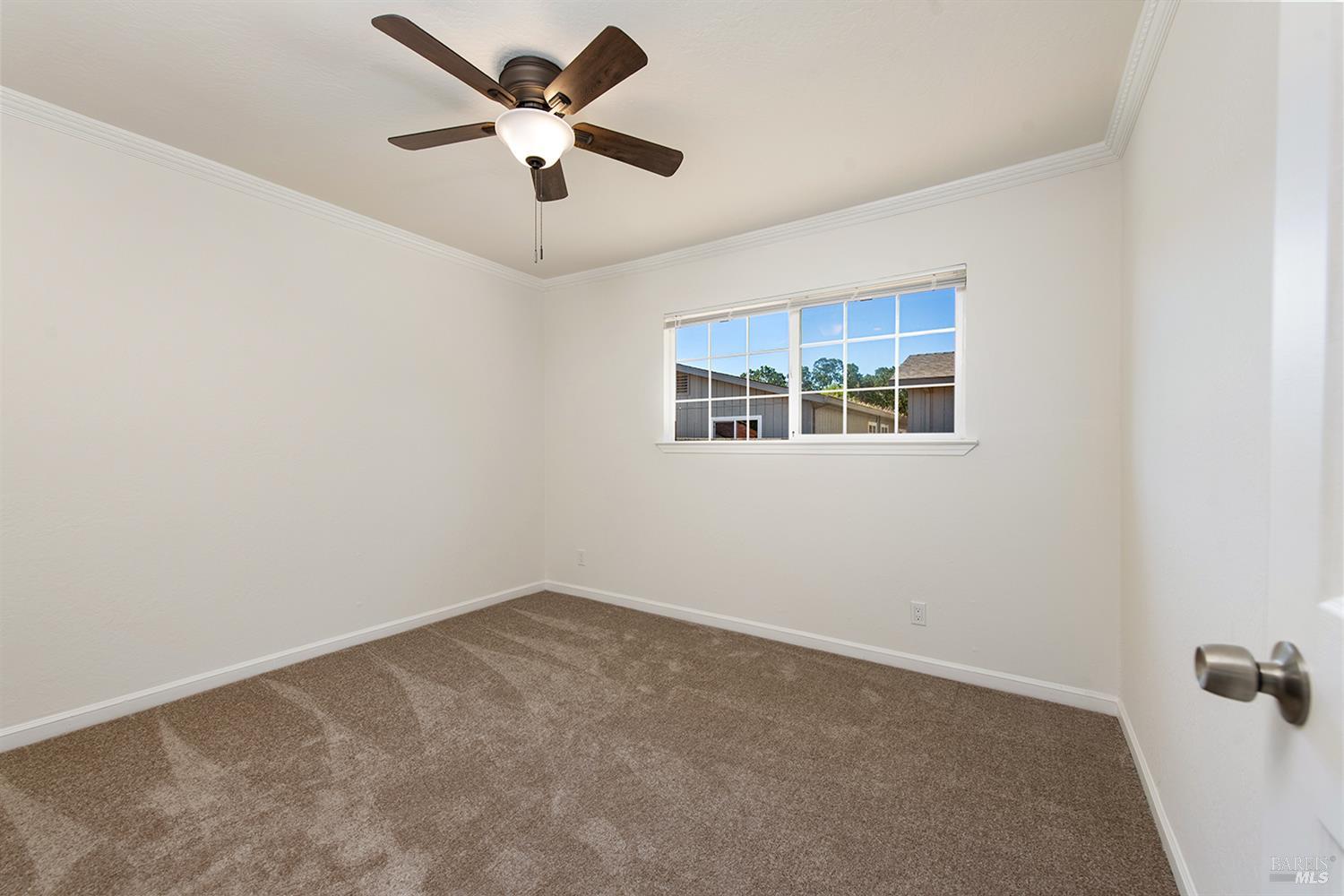 Detail Gallery Image 13 of 22 For 9701 Orion Dr, Windsor,  CA 95492 - 4 Beds | 1/1 Baths