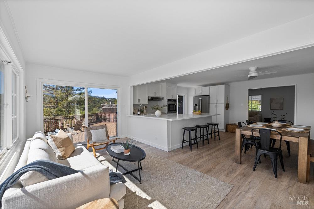 Detail Gallery Image 6 of 56 For 78 Windsor Ave, San Rafael,  CA 94901 - 4 Beds | 3 Baths