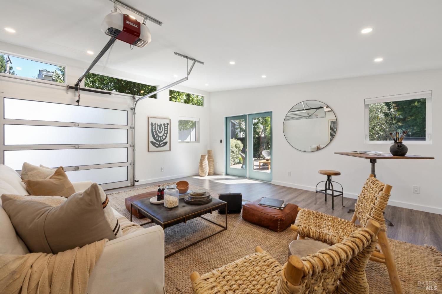 Detail Gallery Image 75 of 80 For 69 Broadmoor Ave, San Anselmo,  CA 94960 - 5 Beds | 3 Baths