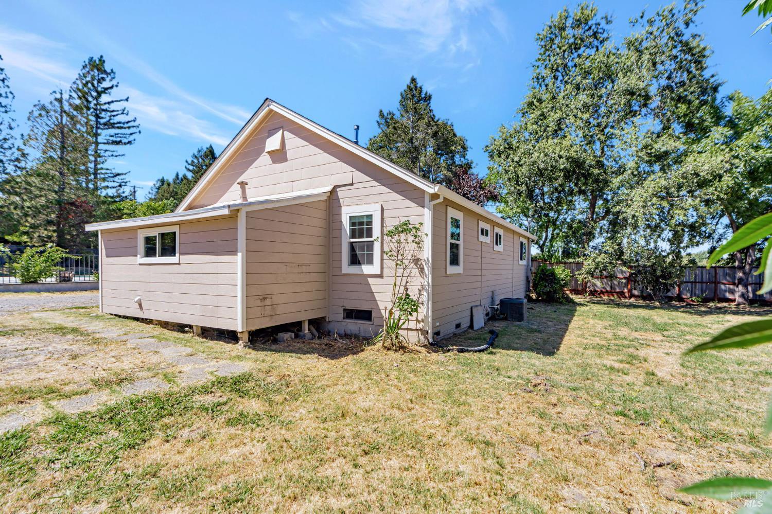 Detail Gallery Image 26 of 35 For 9603 Graton Rd, Graton,  CA 95444 - 2 Beds | 2 Baths