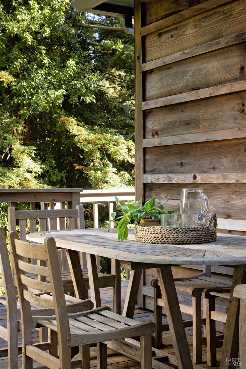 Detail Gallery Image 22 of 23 For 6 Wainwright Pl, Mill Valley,  CA 94941 - 3 Beds | 1/1 Baths