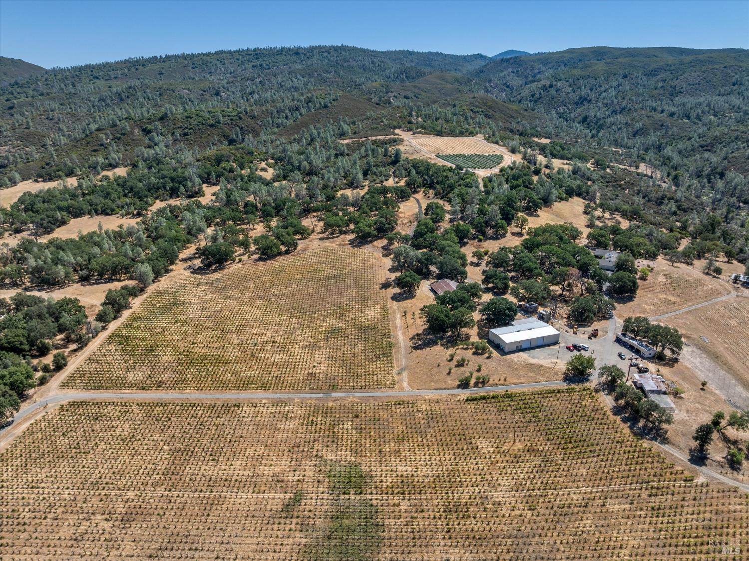 Detail Gallery Image 27 of 41 For 9820 Kelsey Creek Dr, Kelseyville,  CA 95451 - 4 Beds | 3 Baths