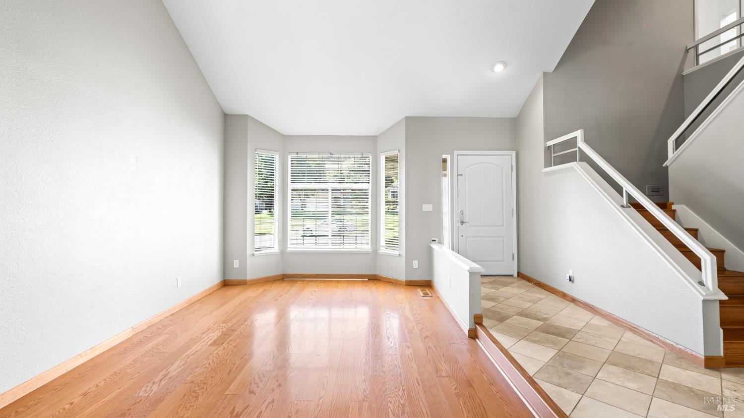 Detail Gallery Image 8 of 47 For 2474 Bay Hill Cir, Fairfield,  CA 94534 - 4 Beds | 2/1 Baths
