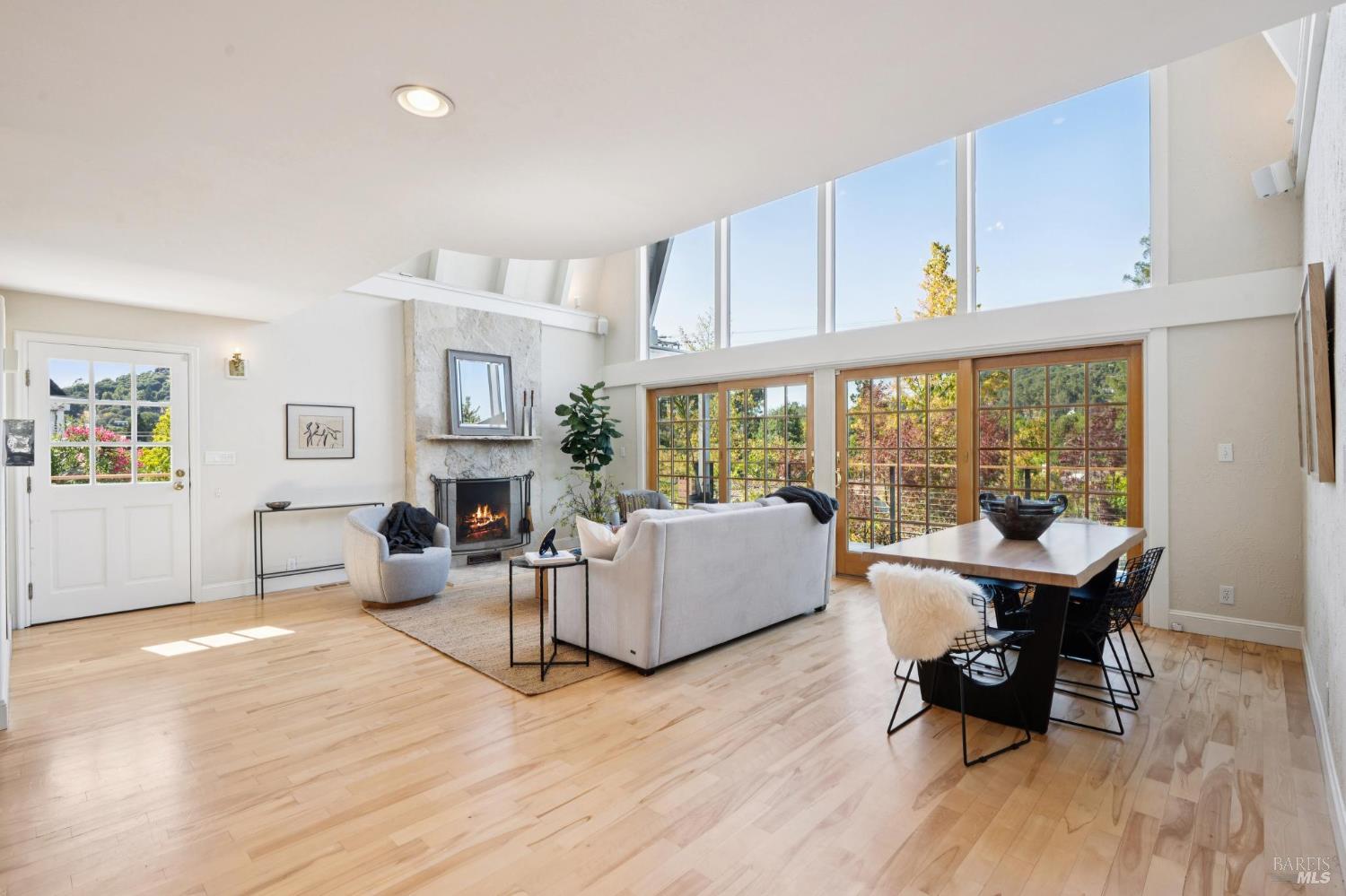 Detail Gallery Image 24 of 61 For 347 Jewell St, San Rafael,  CA 94901 - 4 Beds | 3 Baths