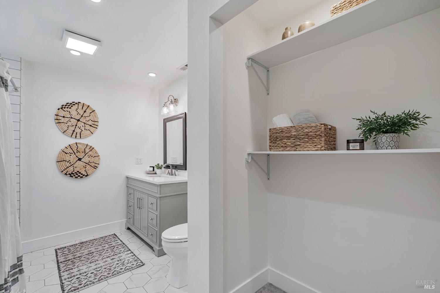 Detail Gallery Image 10 of 35 For 9603 Graton Rd, Graton,  CA 95444 - 2 Beds | 2 Baths
