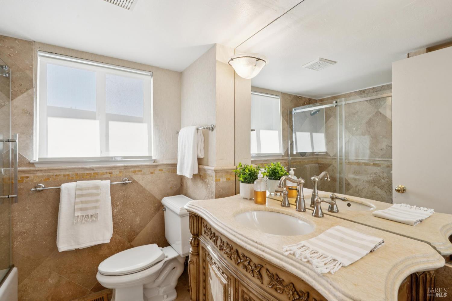 Detail Gallery Image 57 of 61 For 347 Jewell St, San Rafael,  CA 94901 - 4 Beds | 3 Baths