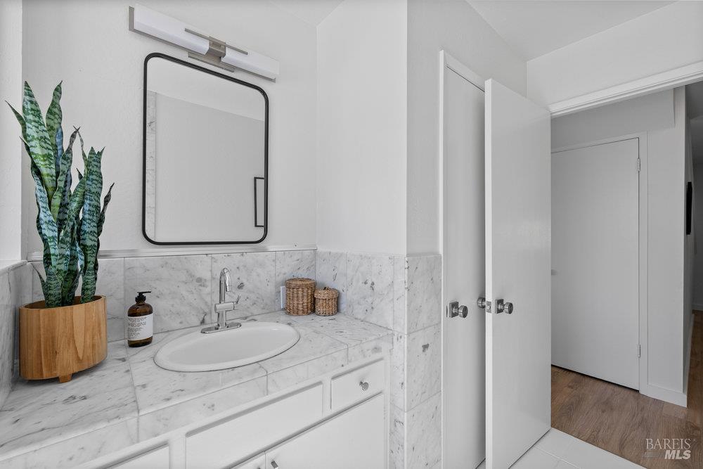 Detail Gallery Image 26 of 56 For 78 Windsor Ave, San Rafael,  CA 94901 - 4 Beds | 3 Baths