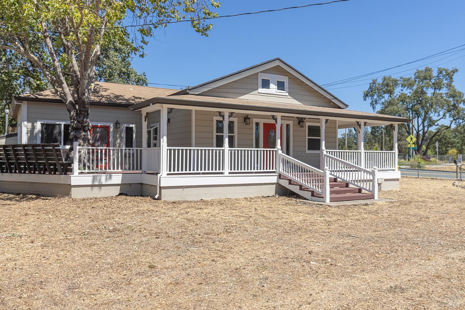 Detail Gallery Image 15 of 28 For 411 Walten Way, Windsor,  CA 95492 - – Beds | – Baths