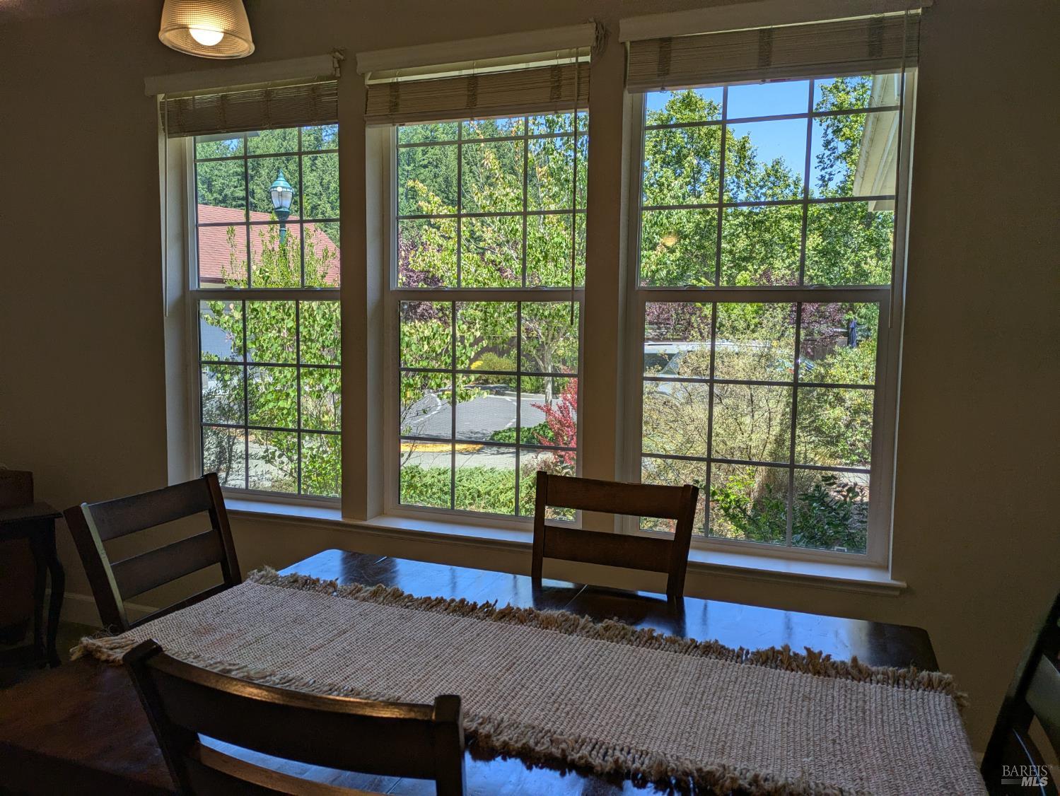 Detail Gallery Image 3 of 18 For 14619 Jomark Ln, Occidental,  CA 95465 - 2 Beds | 2/1 Baths
