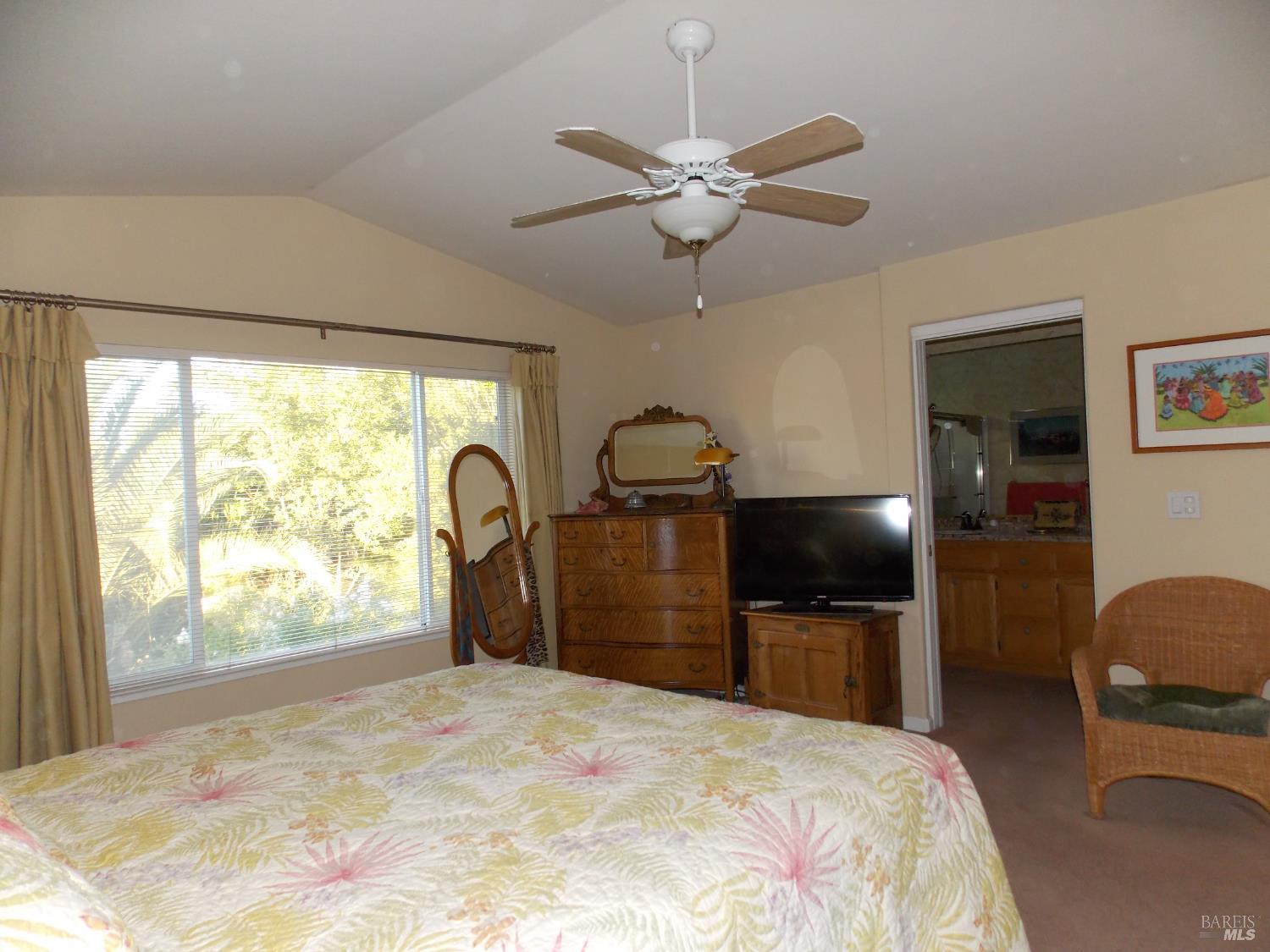 Detail Gallery Image 26 of 44 For 1349 Golf Course Dr, Windsor,  CA 95492 - 3 Beds | 2/1 Baths