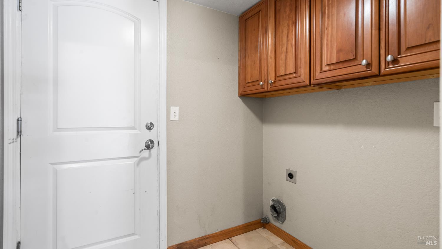 Detail Gallery Image 22 of 47 For 2474 Bay Hill Cir, Fairfield,  CA 94534 - 4 Beds | 2/1 Baths
