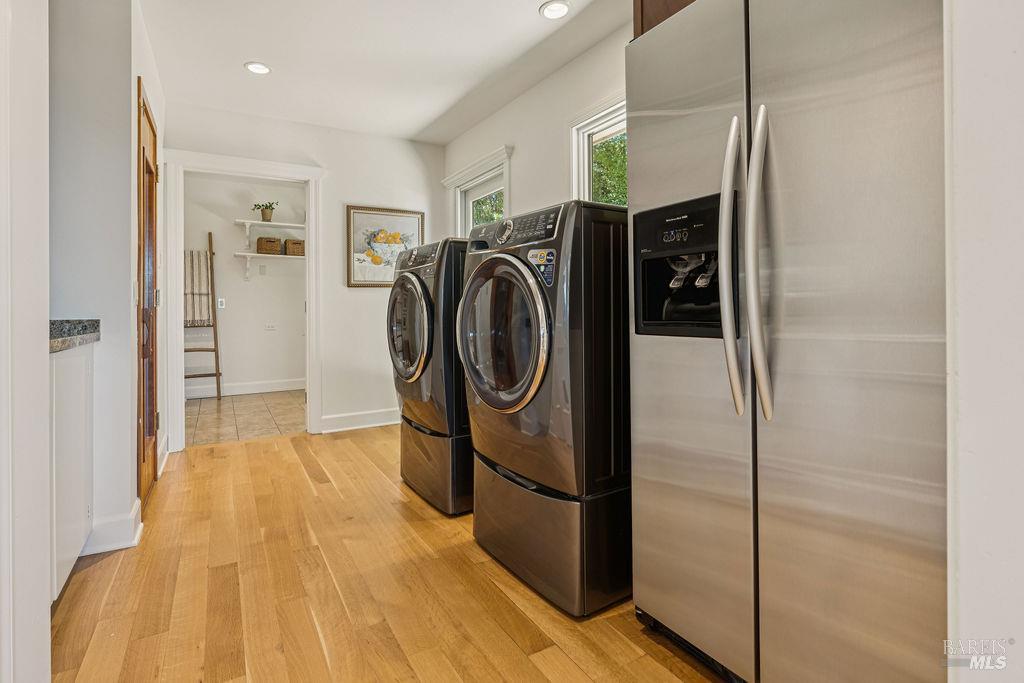 Detail Gallery Image 34 of 48 For 90 Taylor Rd, Tiburon,  CA 94920 - 5 Beds | 5/1 Baths