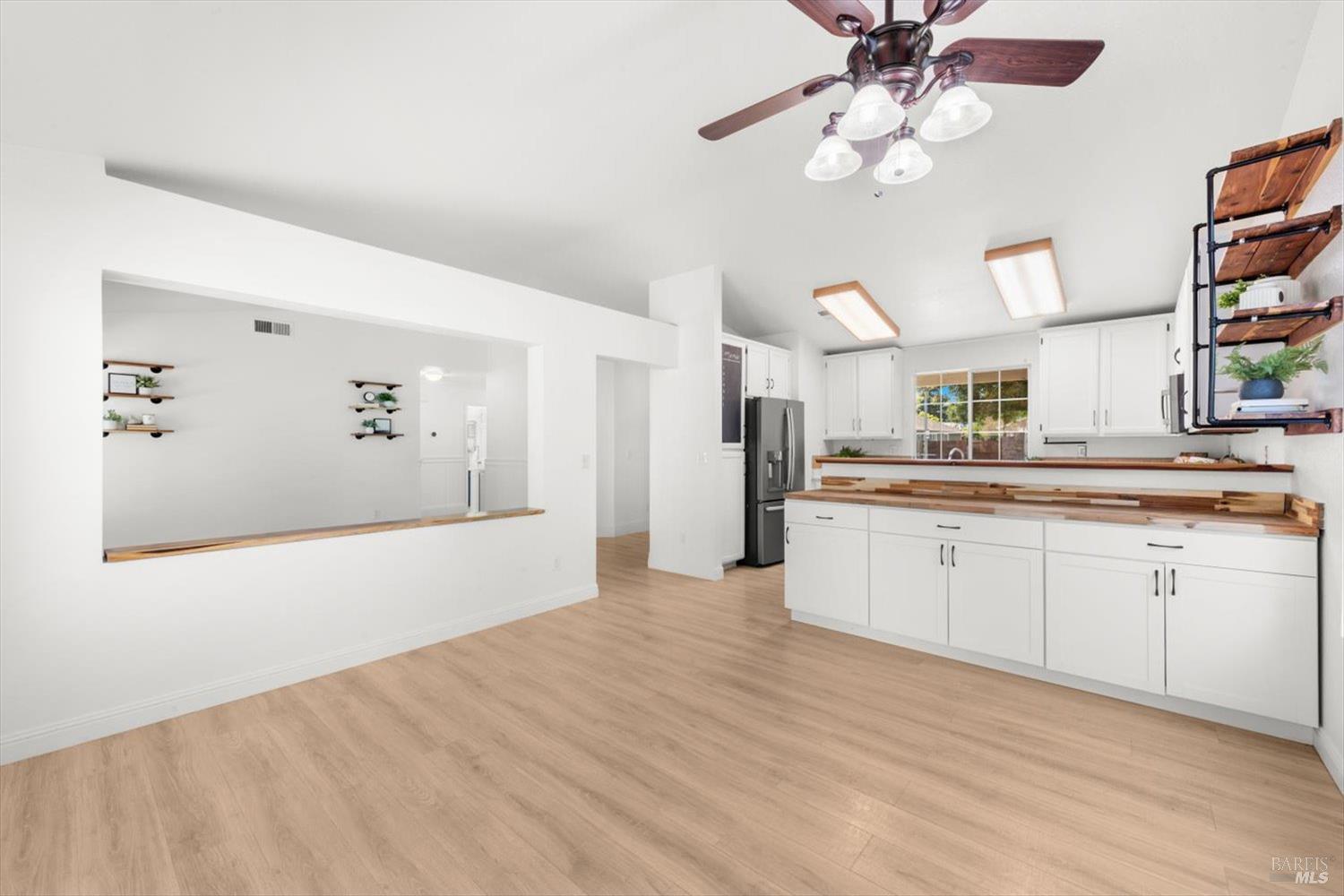 Detail Gallery Image 21 of 75 For 872 Flint Way, Vacaville,  CA 95687 - 3 Beds | 2 Baths