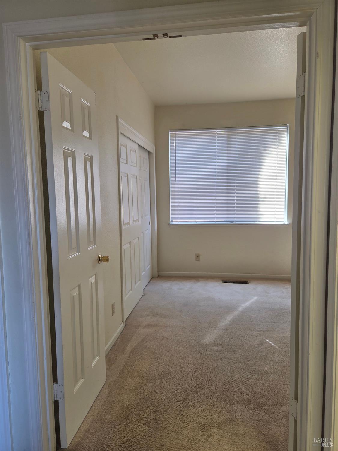 Detail Gallery Image 16 of 22 For 3032 Teak Ct, Fairfield,  CA 94533 - 4 Beds | 3 Baths