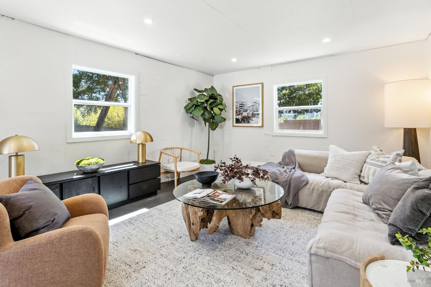Detail Gallery Image 35 of 38 For 26 Plaza Dr, Mill Valley,  CA 94941 - 3 Beds | 2 Baths