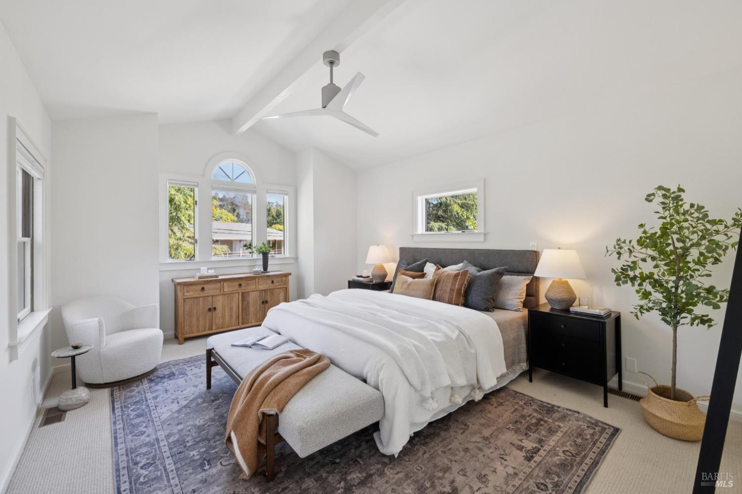 Detail Gallery Image 32 of 80 For 69 Broadmoor Ave, San Anselmo,  CA 94960 - 5 Beds | 3 Baths