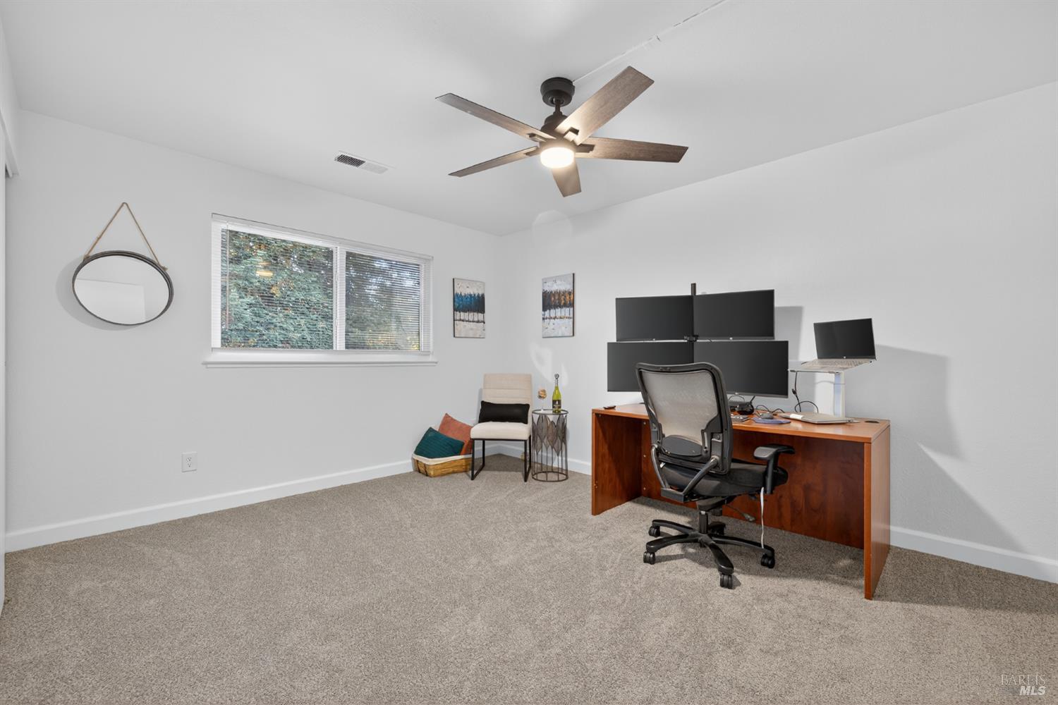 Detail Gallery Image 20 of 37 For 2484 College Park Cir, Santa Rosa,  CA 95401 - 3 Beds | 2 Baths