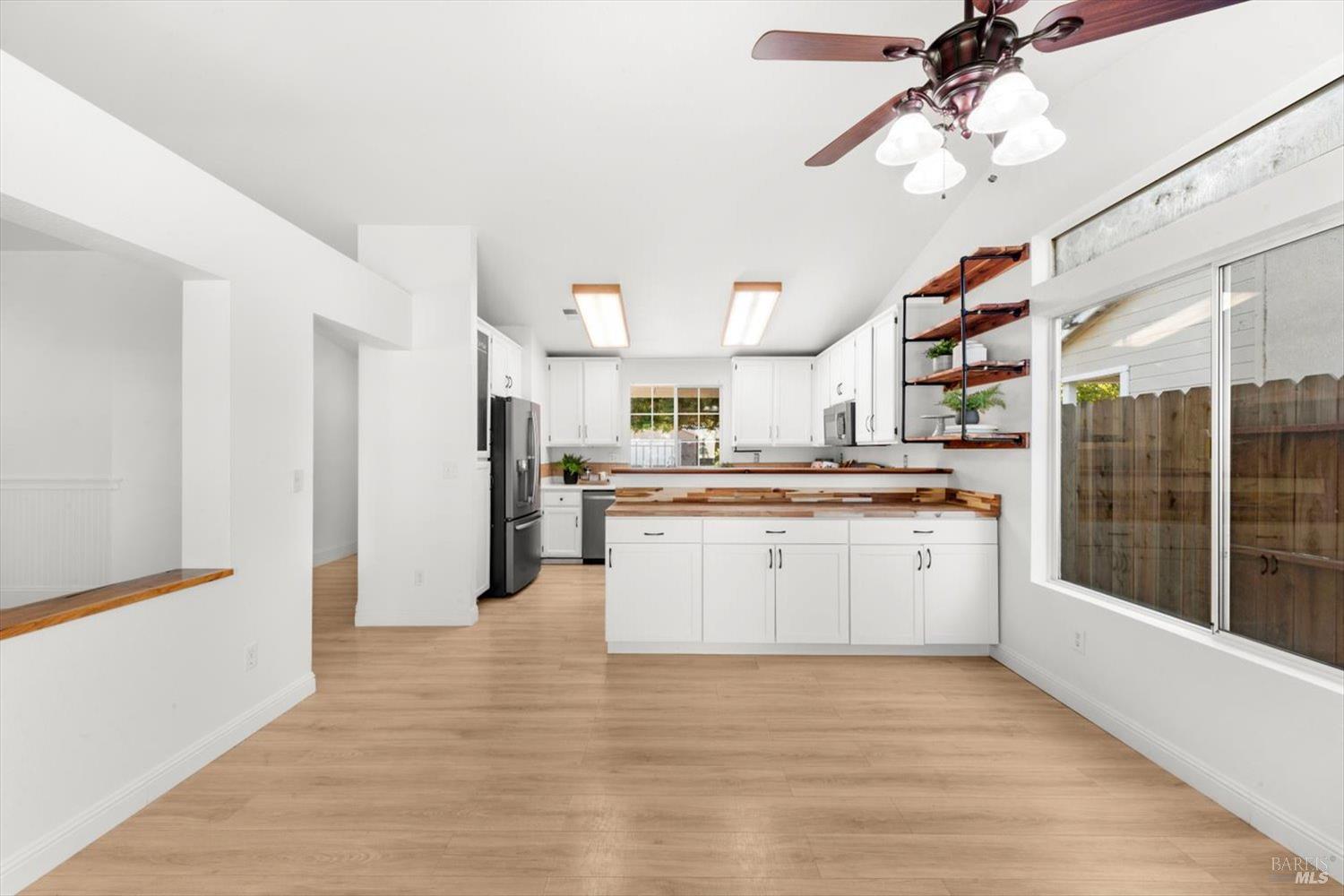 Detail Gallery Image 22 of 75 For 872 Flint Way, Vacaville,  CA 95687 - 3 Beds | 2 Baths