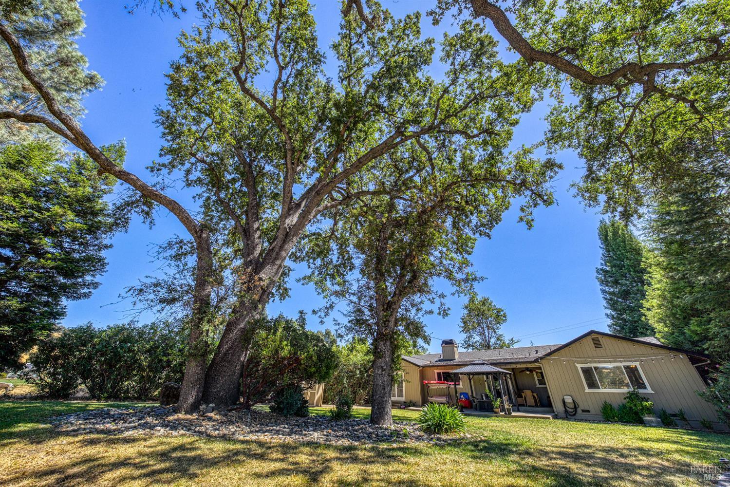 Detail Gallery Image 49 of 63 For 18164 Fishhook Ct, Hidden Valley Lake,  CA 95467 - 5 Beds | 3 Baths