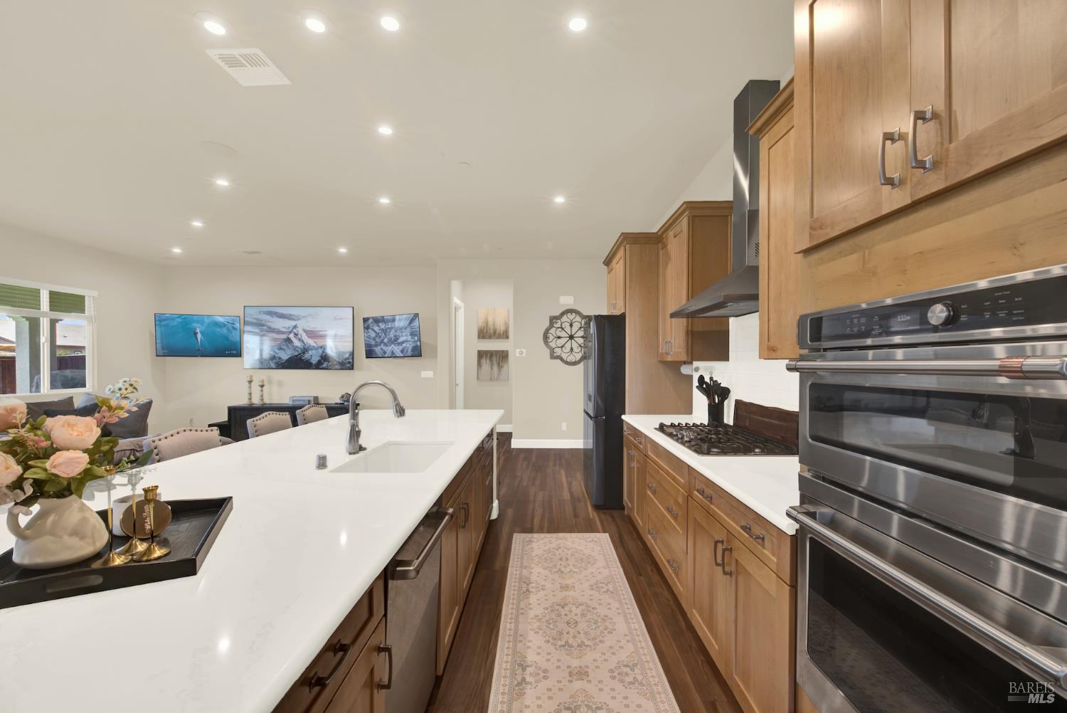 Detail Gallery Image 26 of 82 For 765 Fig Tree Ln, Dixon,  CA 95620 - 4 Beds | 3 Baths