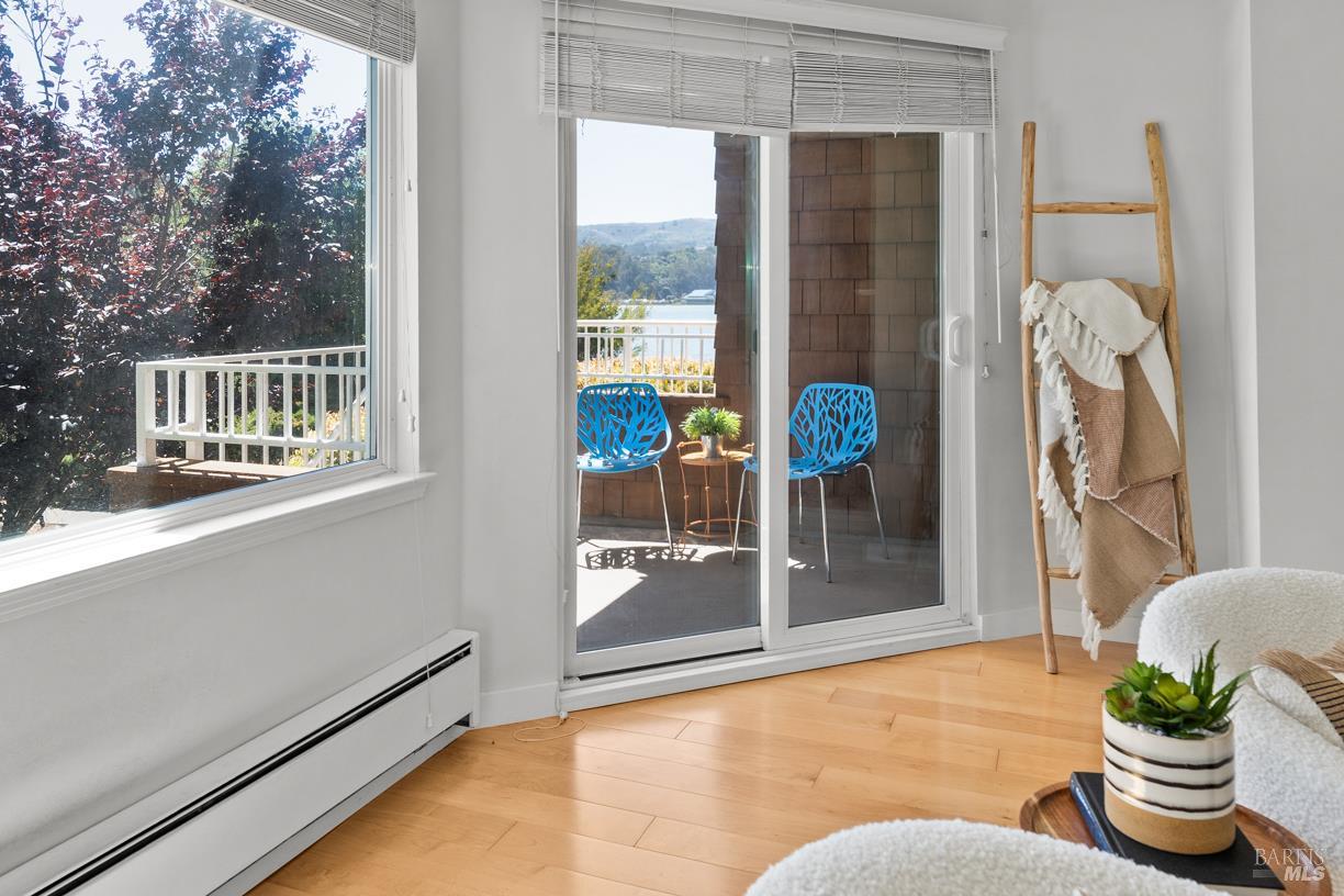 Detail Gallery Image 4 of 27 For 110 Seminary Dr 1a,  Mill Valley,  CA 94941 - 1 Beds | 1 Baths