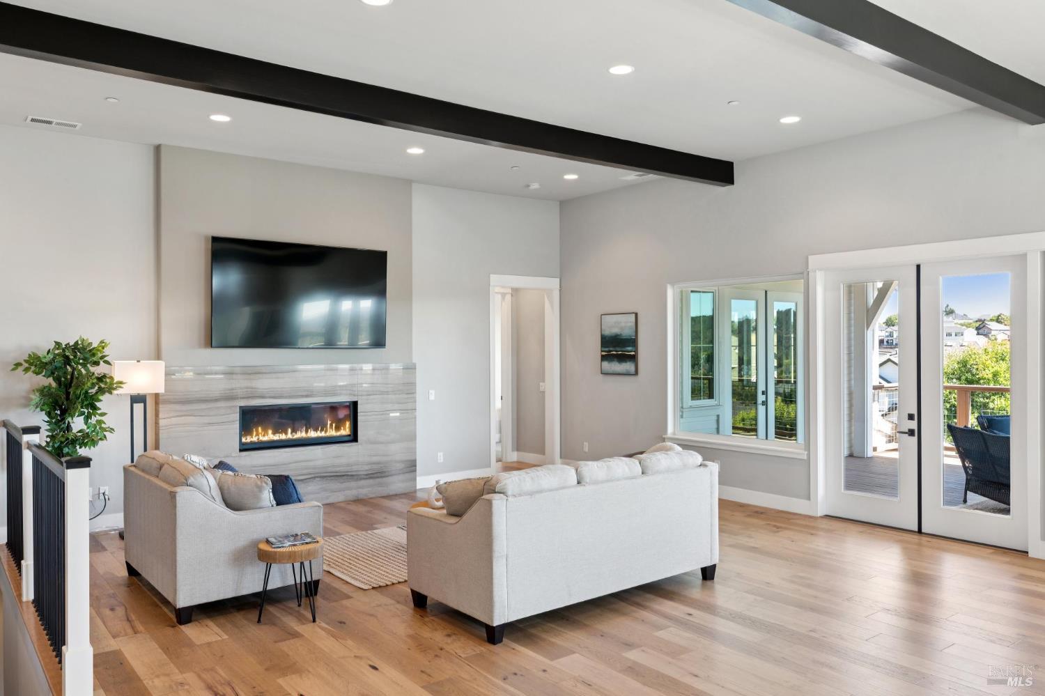 Detail Gallery Image 15 of 63 For 5980 Vista Rdgs, Santa Rosa,  CA 95409 - 5 Beds | 5 Baths