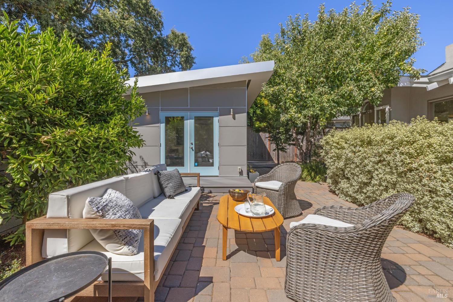 Detail Gallery Image 67 of 80 For 69 Broadmoor Ave, San Anselmo,  CA 94960 - 5 Beds | 3 Baths