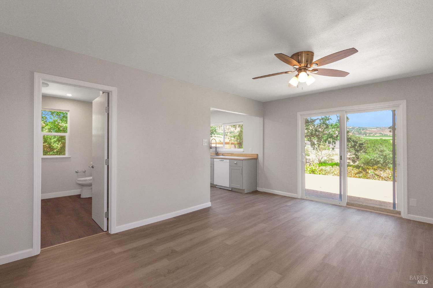 Detail Gallery Image 16 of 40 For 1120 Soda Canyon Rd, Napa,  CA 94558 - 5 Beds | 3 Baths