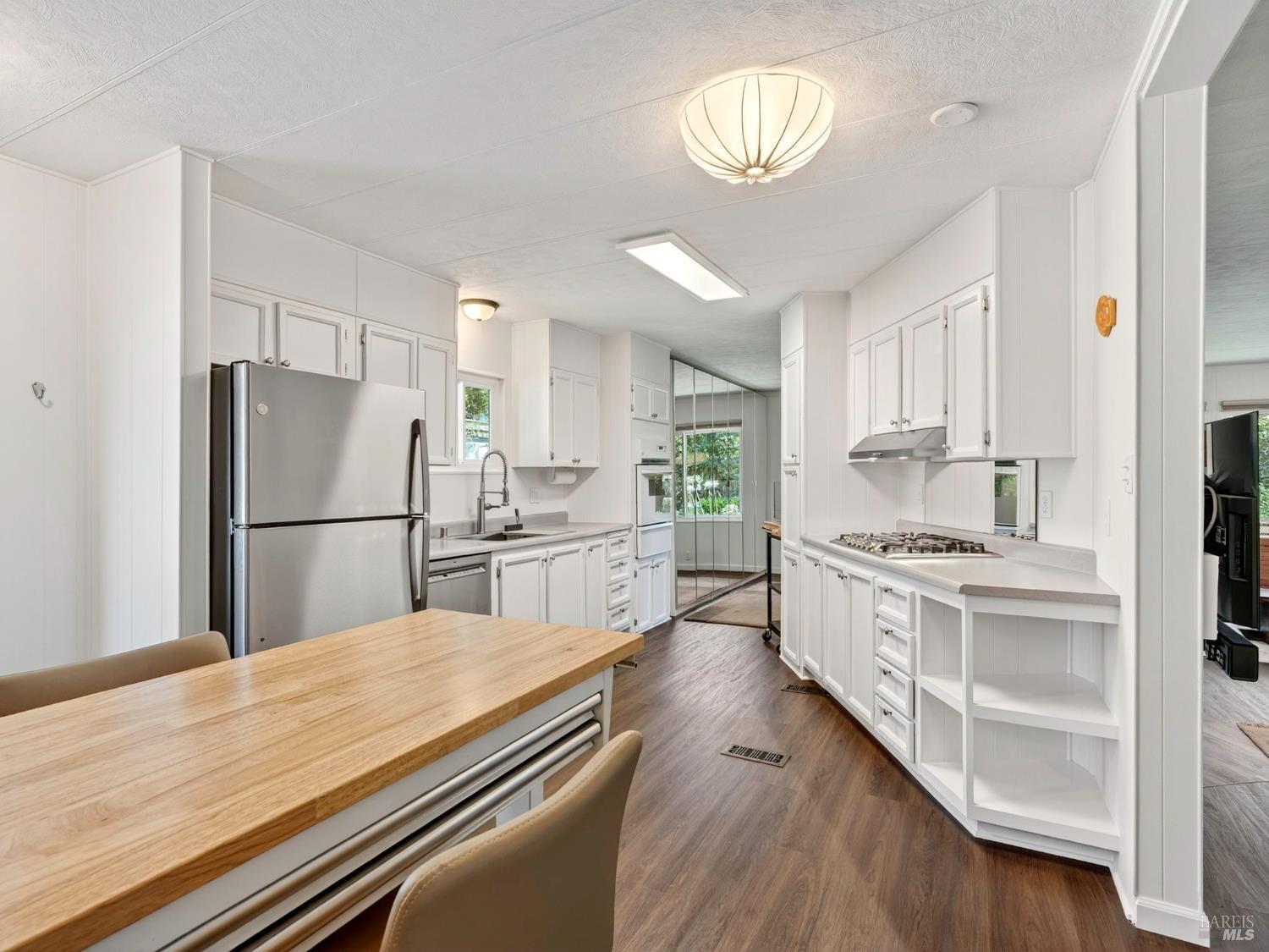 Detail Gallery Image 12 of 32 For 71 Oakcreek Ct, Santa Rosa,  CA 95409 - 2 Beds | 2 Baths