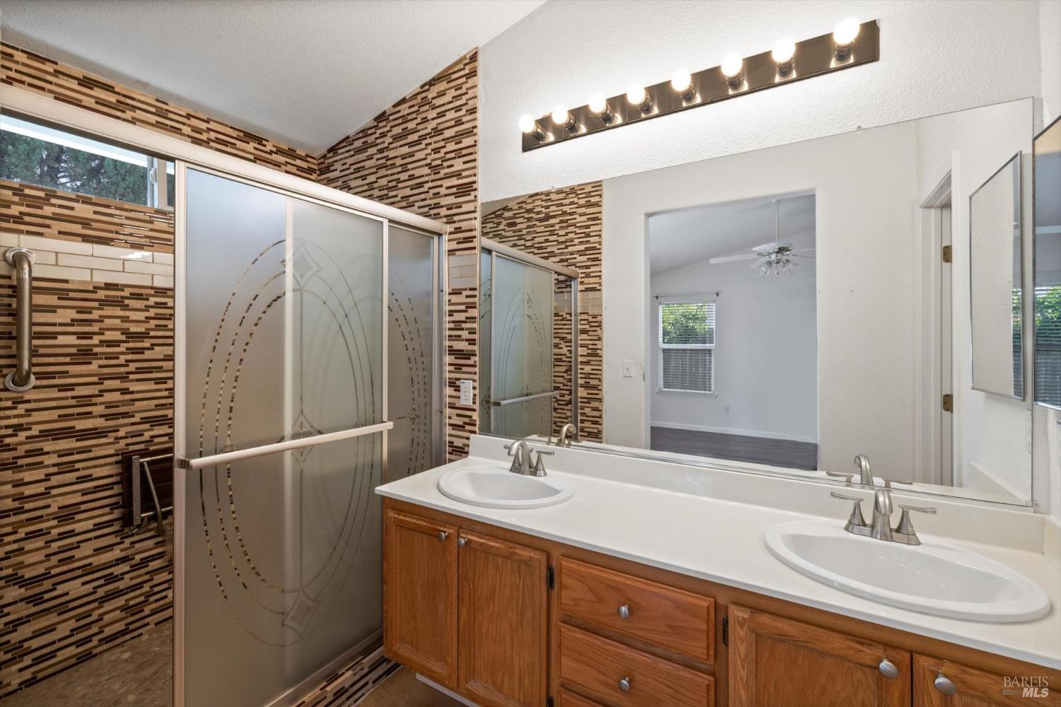 Detail Gallery Image 23 of 40 For 3283 Lagunita Cir, Fairfield,  CA 94533 - 4 Beds | 2 Baths