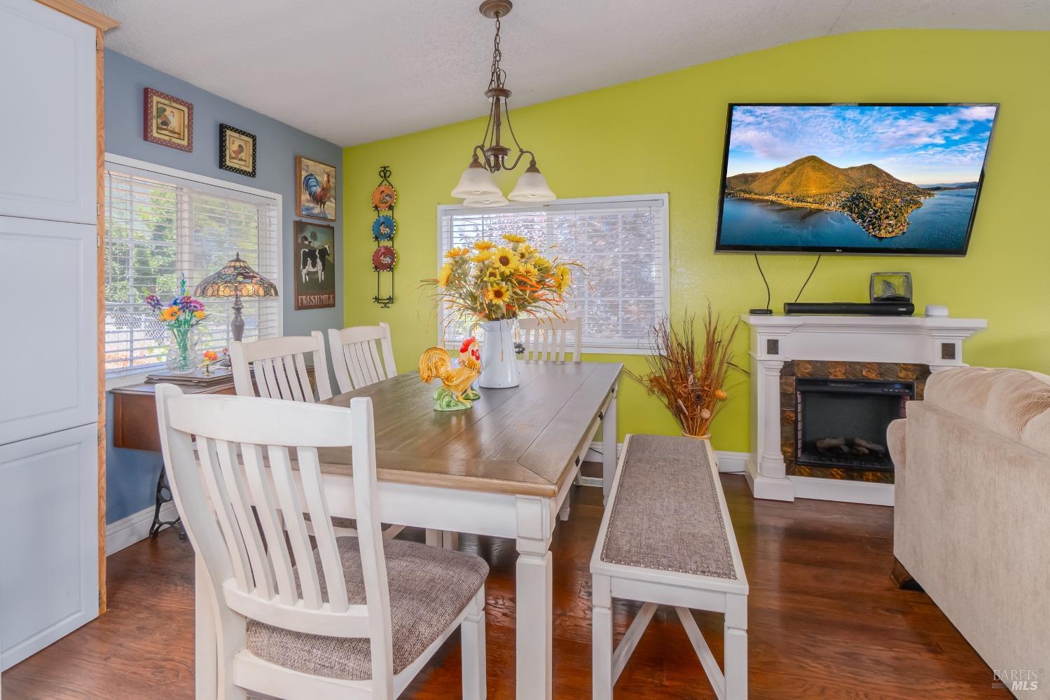 Detail Gallery Image 14 of 30 For 5025 Wintun Way, Kelseyville,  CA 95451 - 3 Beds | 2 Baths