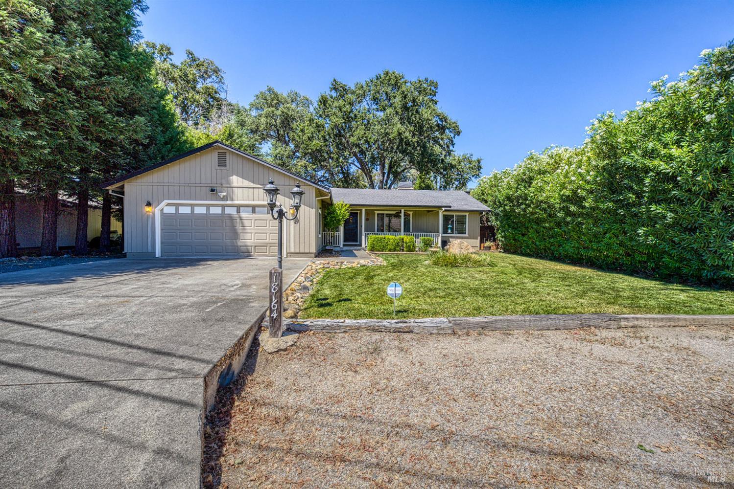 Detail Gallery Image 1 of 63 For 18164 Fishhook Ct, Hidden Valley Lake,  CA 95467 - 5 Beds | 3 Baths