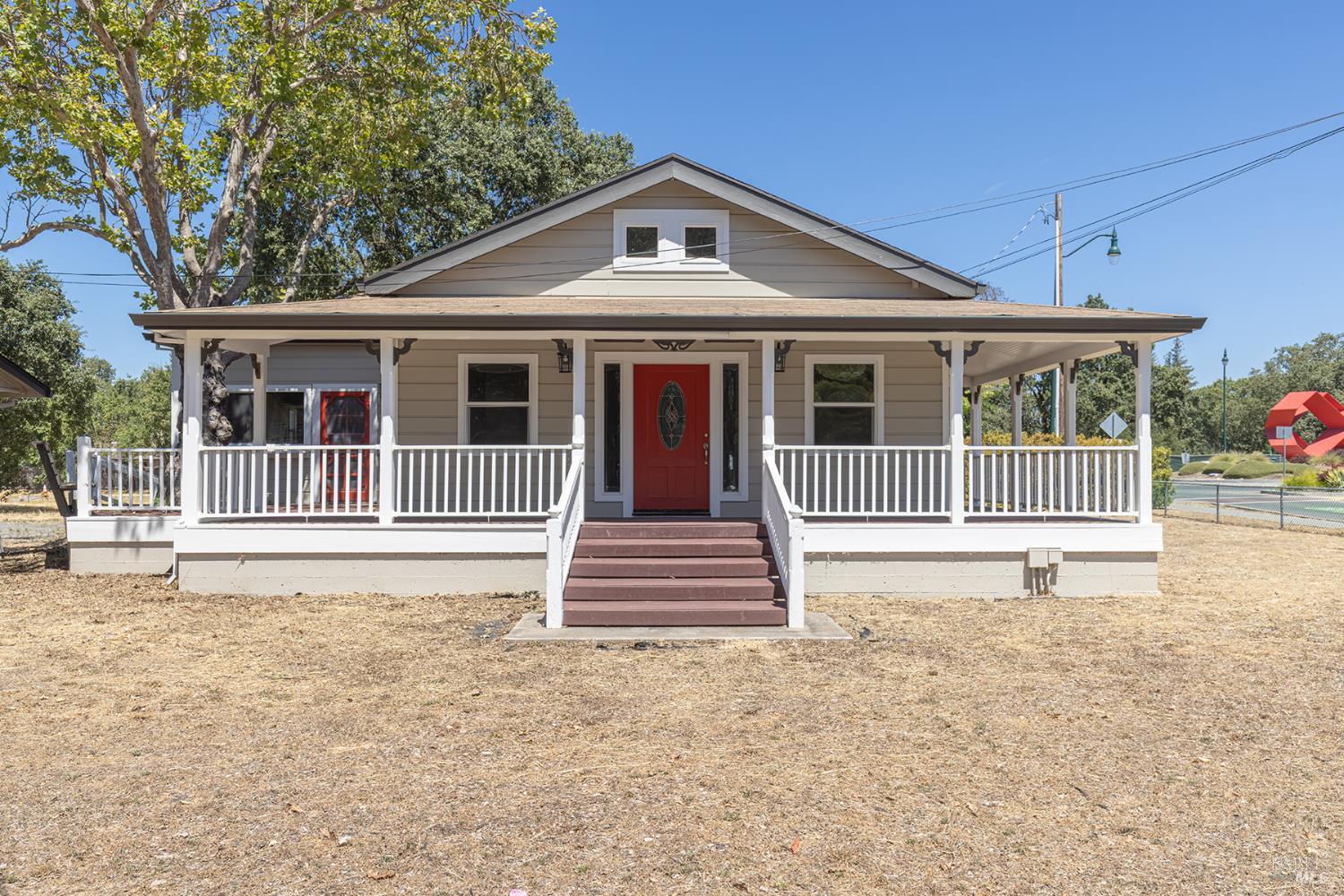 Detail Gallery Image 3 of 28 For 411 Walten Way, Windsor,  CA 95492 - – Beds | – Baths