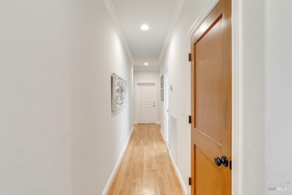 Detail Gallery Image 25 of 99 For 144 W N St, Benicia,  CA 94510 - 6 Beds | 4 Baths
